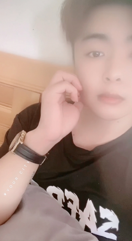 90后的第二张照片--汕头闪婚服务中心